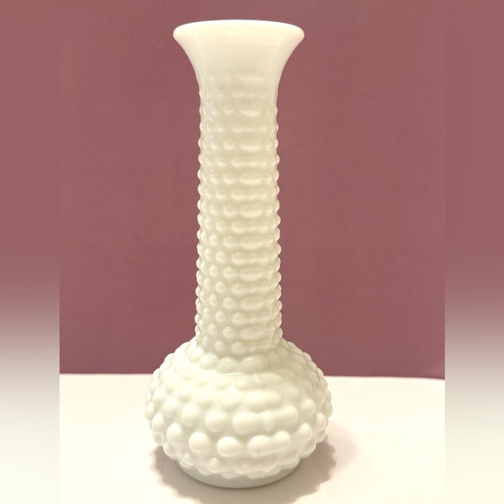 Vintage Milk Glass Bud Vase – Hobnail Pattern – E.O. Brody Co. – Made in USA